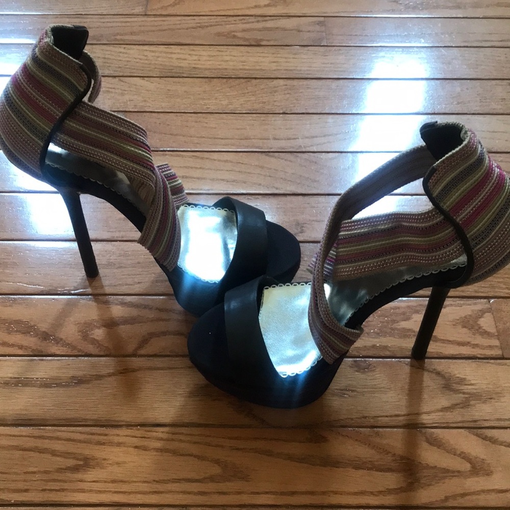 Bebe heels